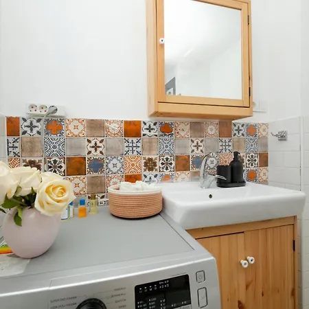 Appartamento Two-bedroom Bosphorus View Family In Managed - Balcony Provincia di Istanbul