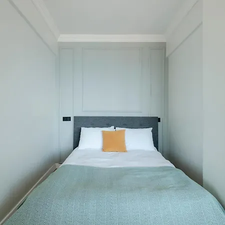 Two-bedroom Bosphorus View Family In Managed - Balcony 4* איסטמבול