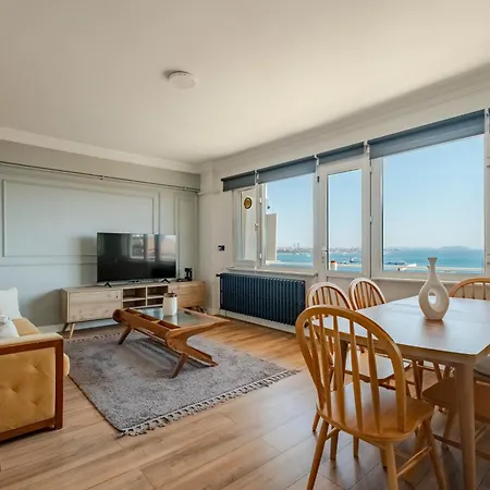 Διαμέρισμα Two-bedroom Bosphorus View Family In Managed - Balcony Κωνσταντινούπολη