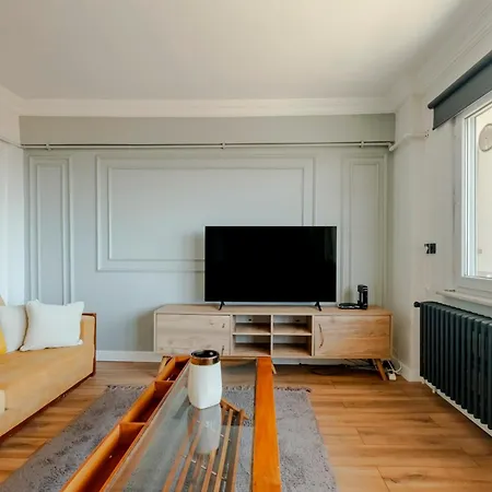 Two-bedroom Bosphorus View Family In Managed - Balcony 4*