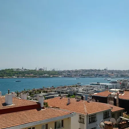 Two-bedroom Bosphorus View Family In Managed - Balcony Διαμέρισμα